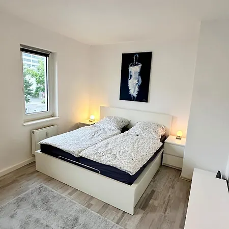 New! Spacious In * Hanóver